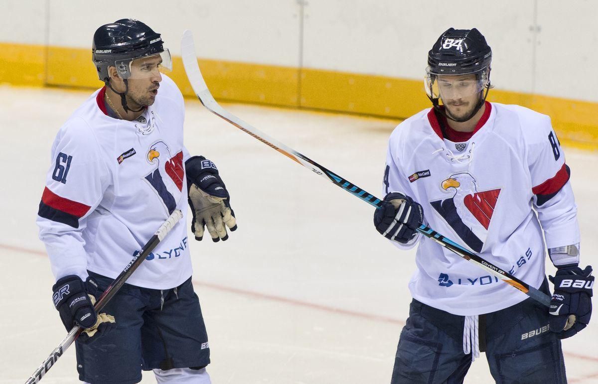 hc slovan, jonathan cheechoo