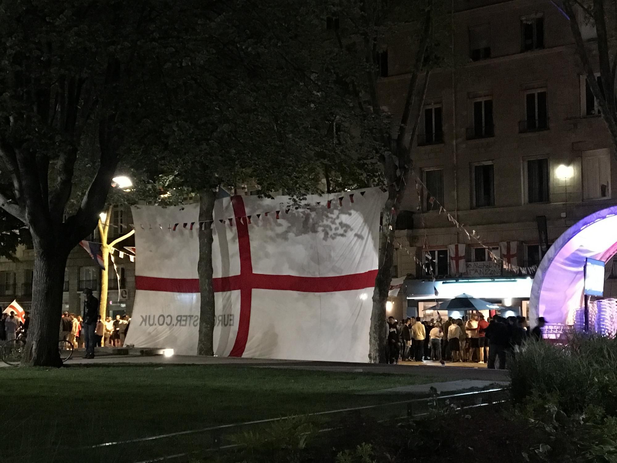 Slovensko - Anglicko, fanusikovia, St. Etienne, EURO 2016, foto8