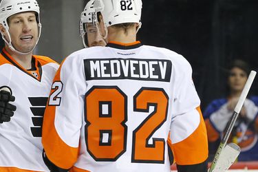 Ďalší Rus mieri z NHL domov: Jevgenij Medvedev sa upísal Omsku