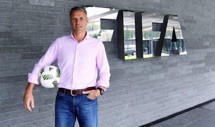 Marco van Basten sa stal novým technickým riaditeľom FIFA