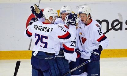 Video: HC Slovan zvíťazil v Čeľabinsku, vyšvihol sa na 10. miesto