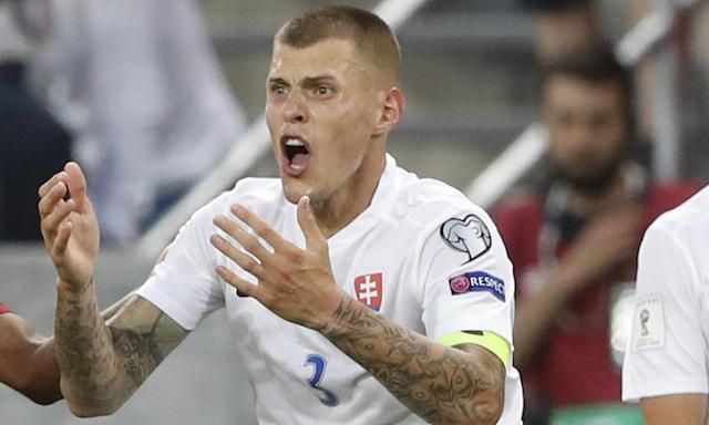 Martin Skrtel, Slovensko, cervena karta, Anglicko, reprezentacia, sep16, reuters