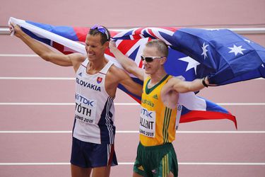 Najväčší konkurent chodca Tótha Austrálčan Jared Tallent má zdravotné problémy