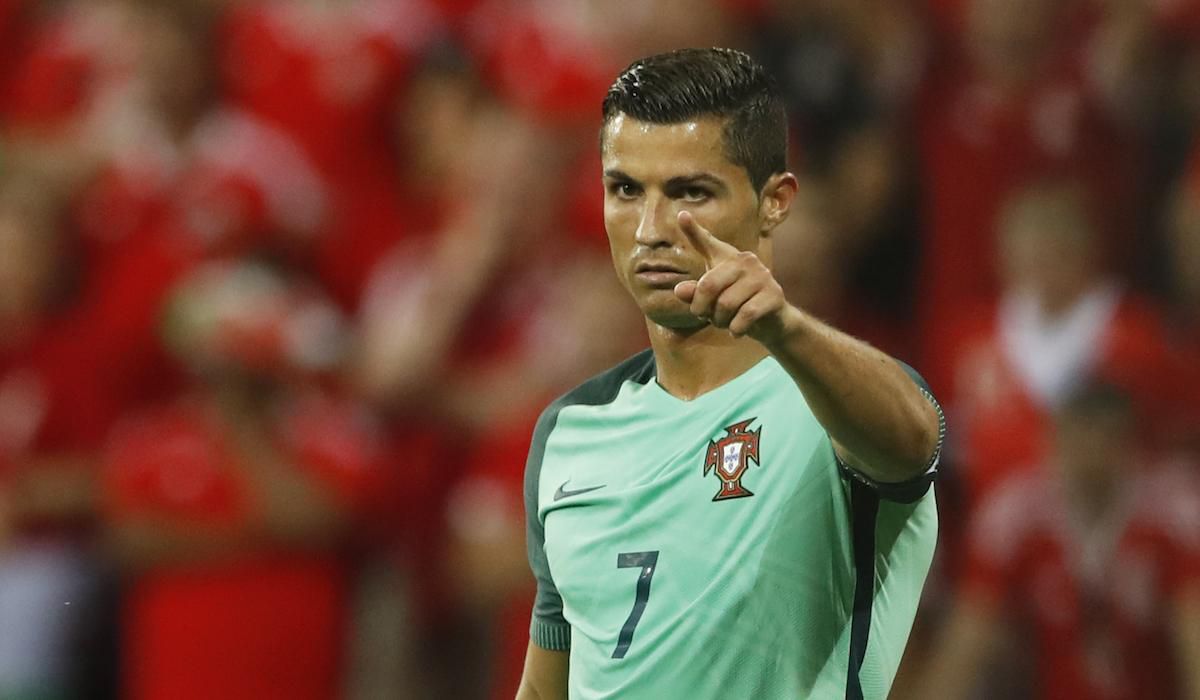Portugalsko, Cristiano Ronaldo, EURO 2016, jul16, reuters