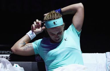 Video: WTA Finals: Radikálny krok Kuznecovovej, odstránila si cop