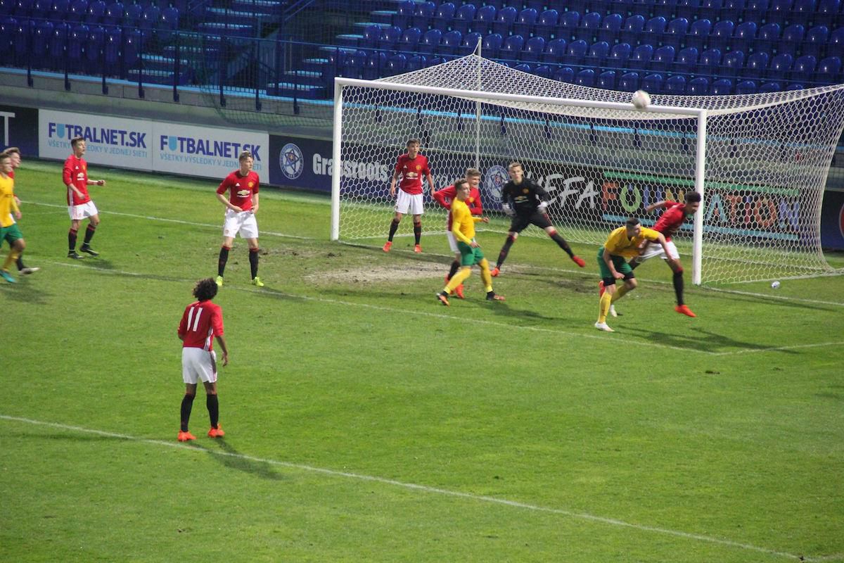 msk zilina u17 manchester united u17 okt2016