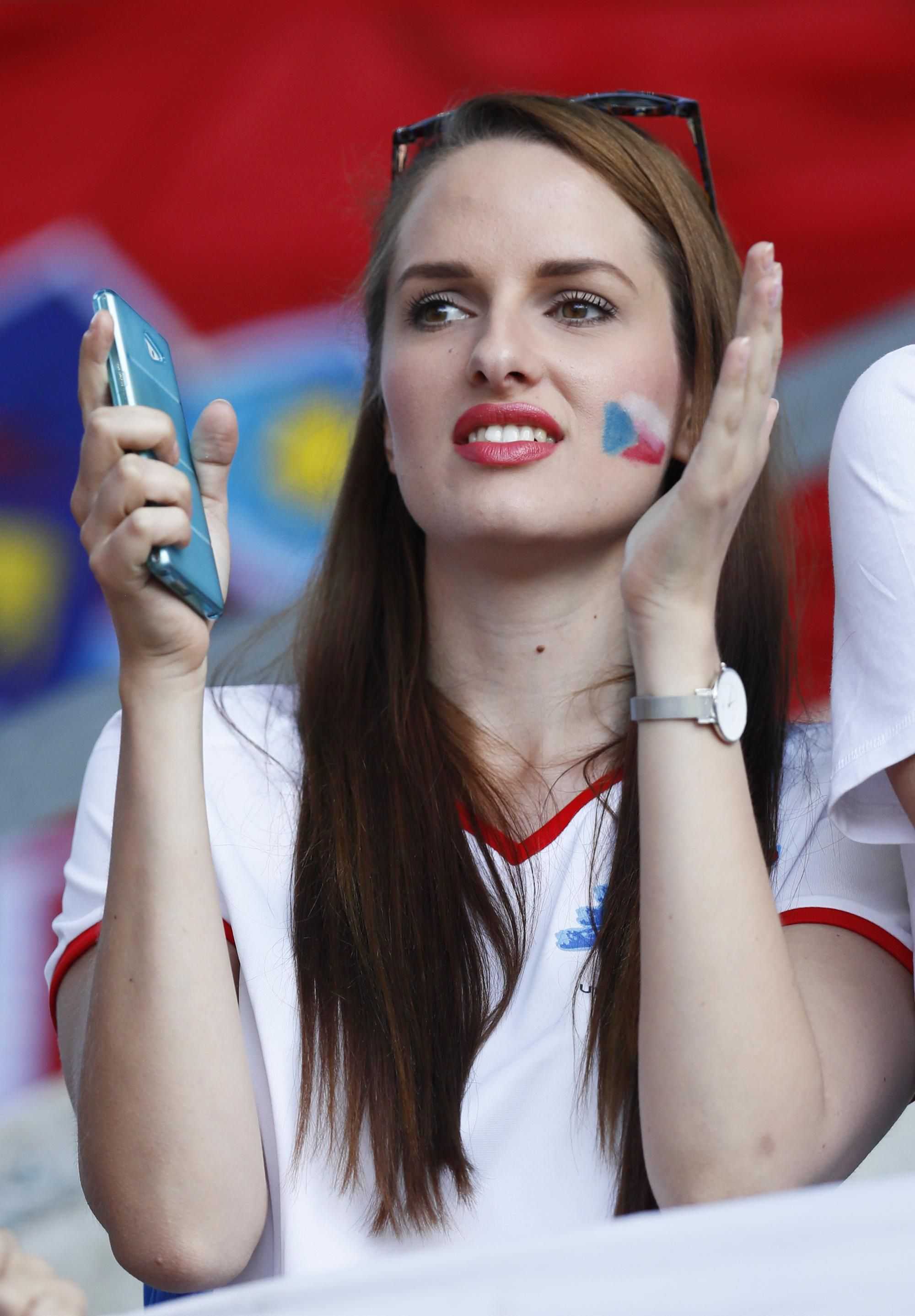 Fanynka, Cesko, mobil, EURO 2016