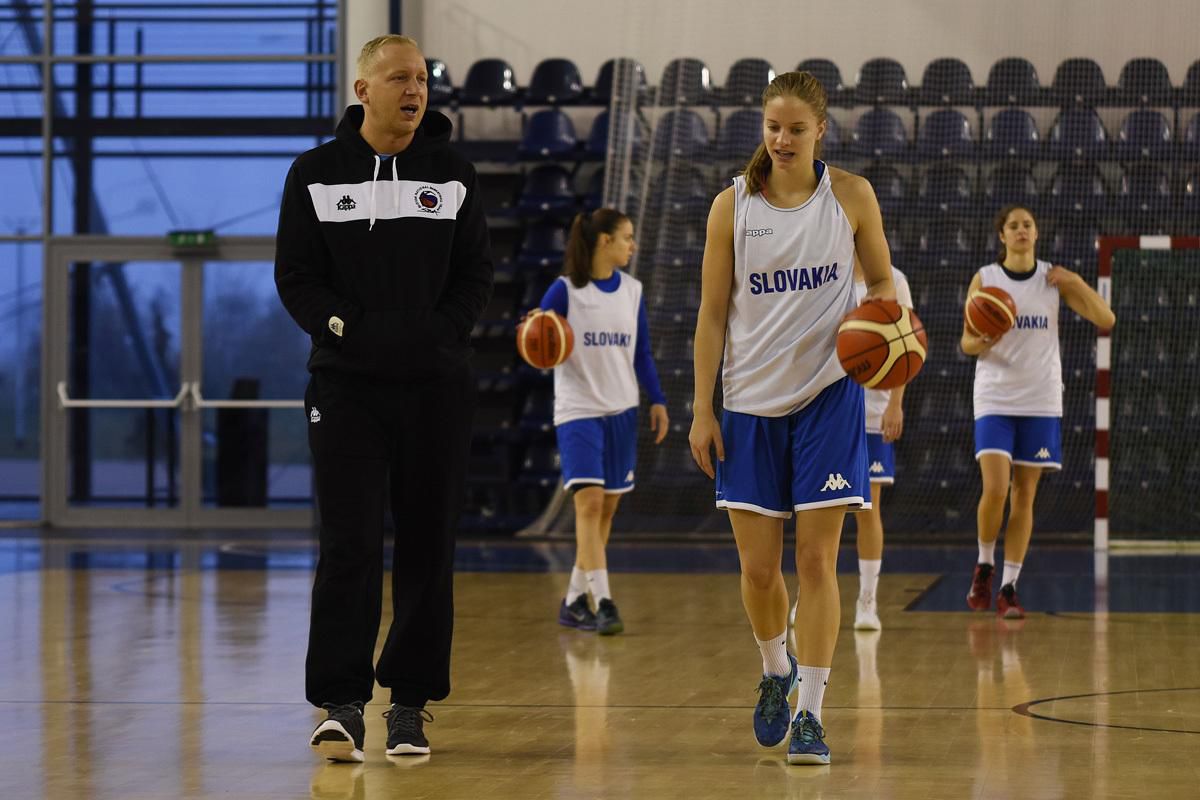 maros kovaci, tereza palenikova, basketbal, nov2016