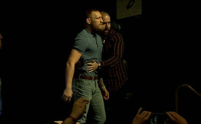 Video: Tlačovka McGregora s Diazom sa premenila na veľkú divočinu
