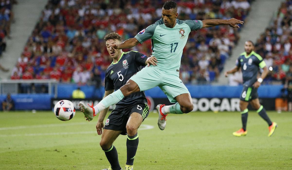 Portugalsko, Nani, Wales, James Chester, EURO 2016, jul16, reuters