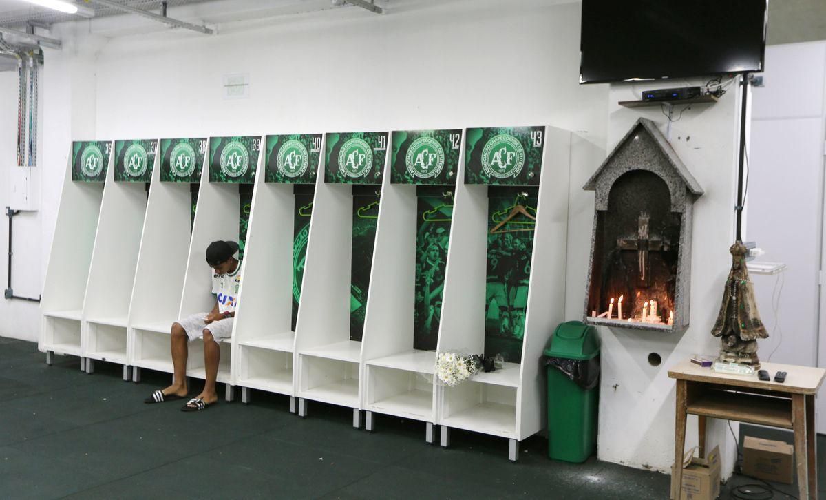 Chapecoense prazdna satna dec16 Reuters