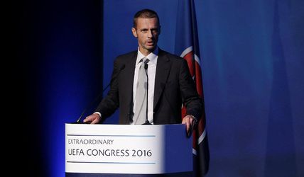 UEFA má nového prezidenta, voľby vyhral Slovinec Čeferin