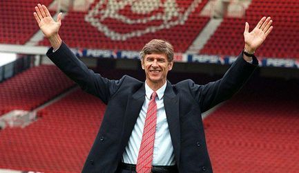 Keď na dvere Arsenalu FC zaklopal „profesor“ Arséne Wenger