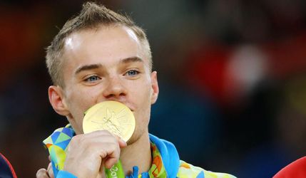 Športová gymnastika: Zlato na bradlách pre Ukrajinca Verňajeva