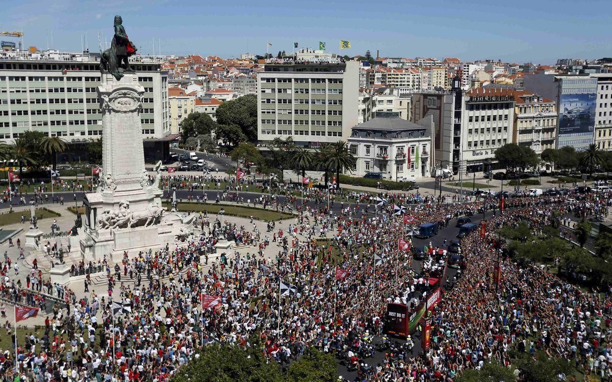 Portugalsko oslavy Lisabon EURO 2016 jul16 1 Reuters
