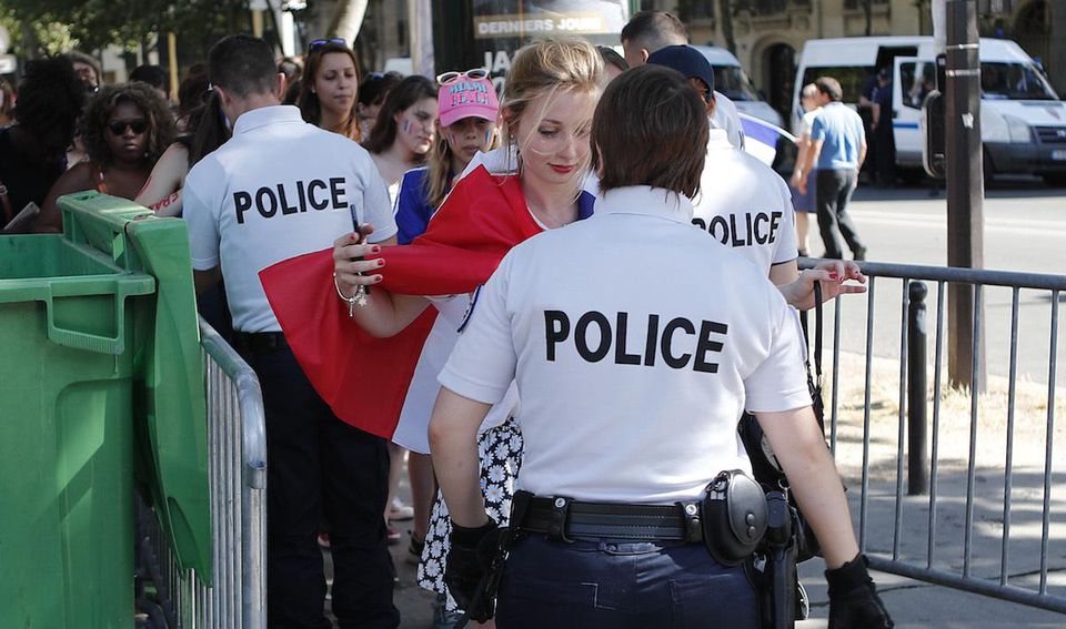 policia pariz euro 2016