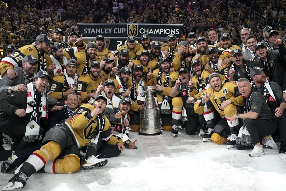 Vegas Golden Knighs ako víťazi Stanleyho pohára