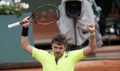 Roland Garros: Obhajca Wawrinka sa na úvod vytrápil s Čechom Rosolom