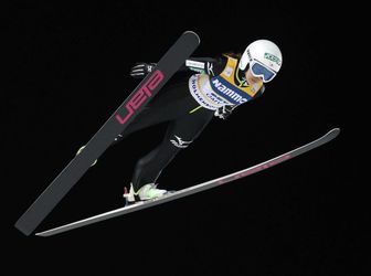 Skoky na lyžiach-SP: V Almaty 14. triumf v sezóne Takanašiovej