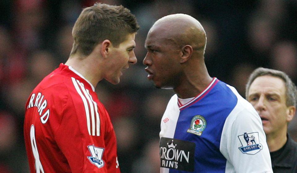 Steven Gerrard, FC Liverpool, vs. El Hadji Diouf, Blackburn Rovers, archivne foto