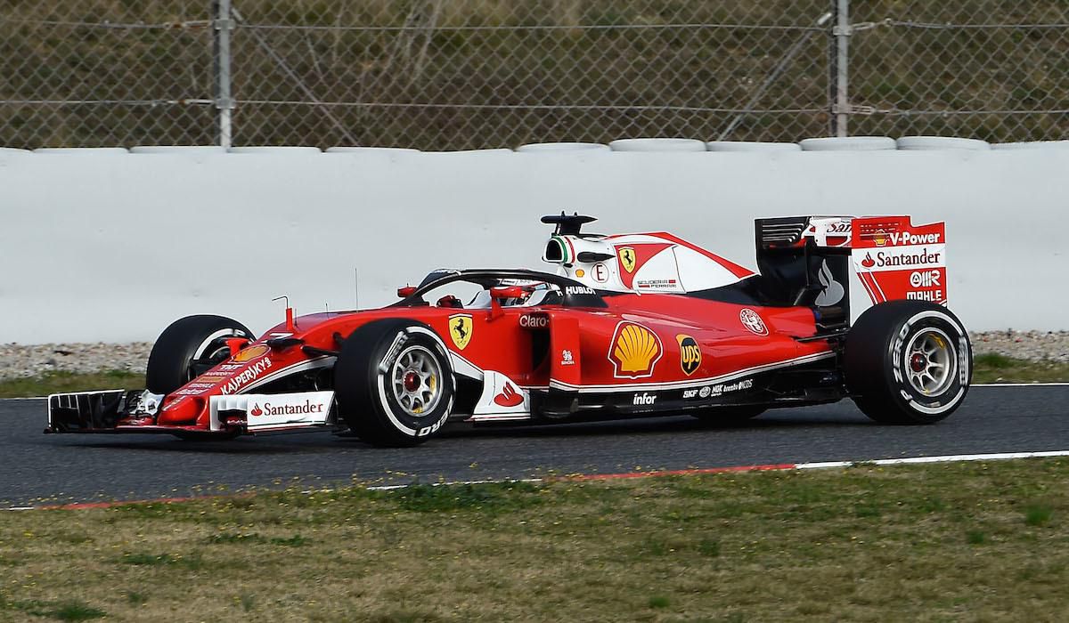 Kimi Raikkonen, Ferrari, ochrana hlavy, testovanie, Barcelona, mar16