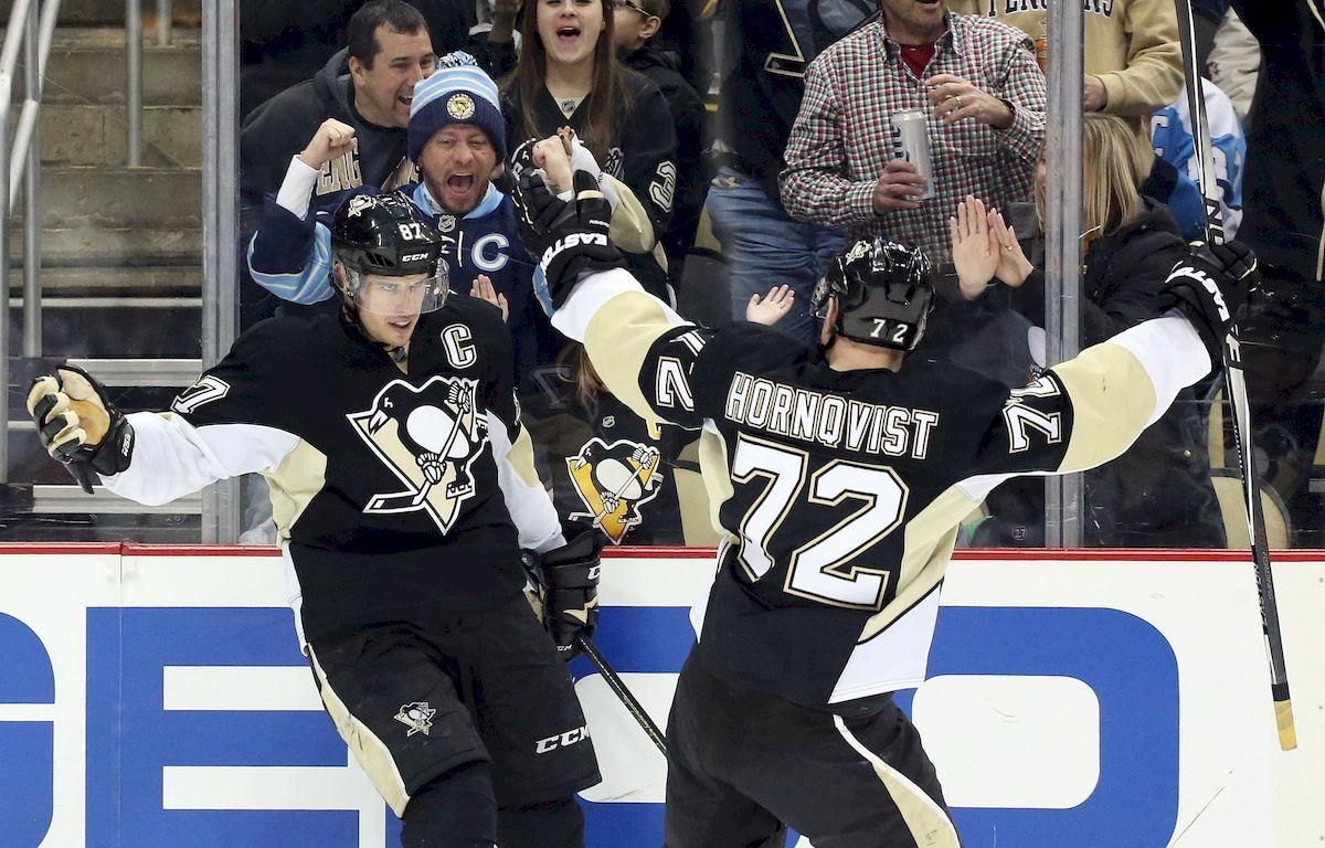 Sidney Crosby Patric Hornqvist Pittsburgh Penguins feb16 Reuters