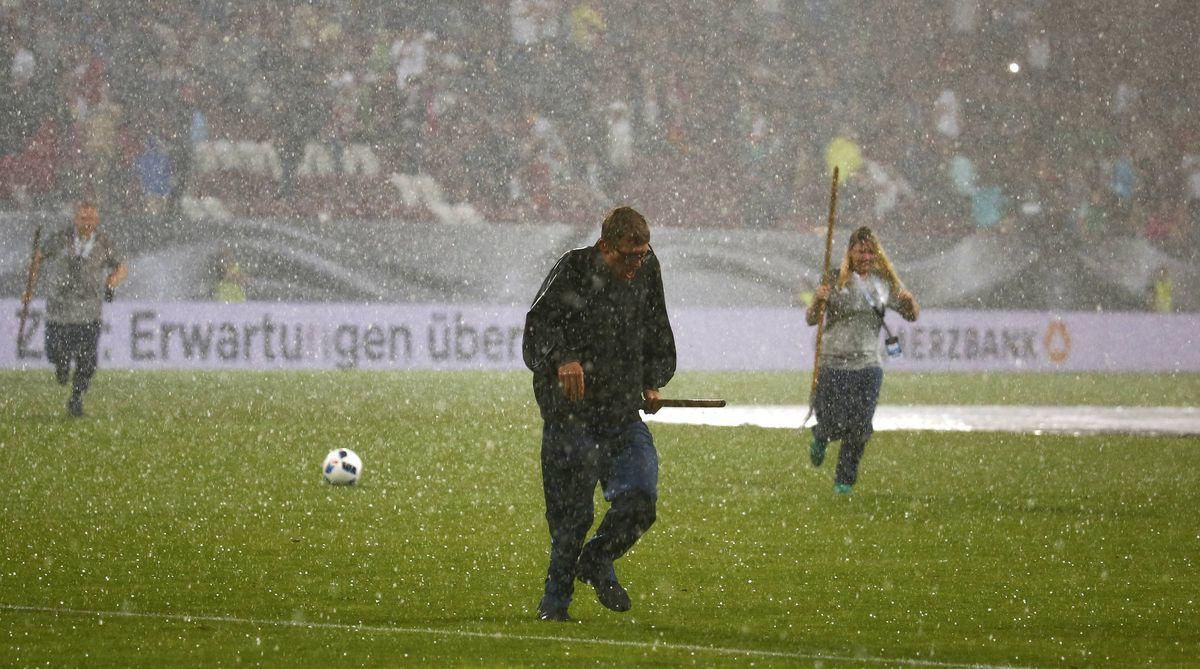 Augsburg Nemecko Slovensko prietrz mracien 1 maj16 Reuters