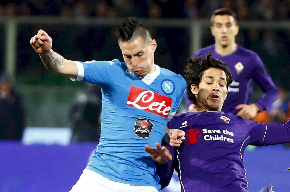 SSC Neapol ACF Fiorentina Marek Hamsik Fernandez feb16 Reuters