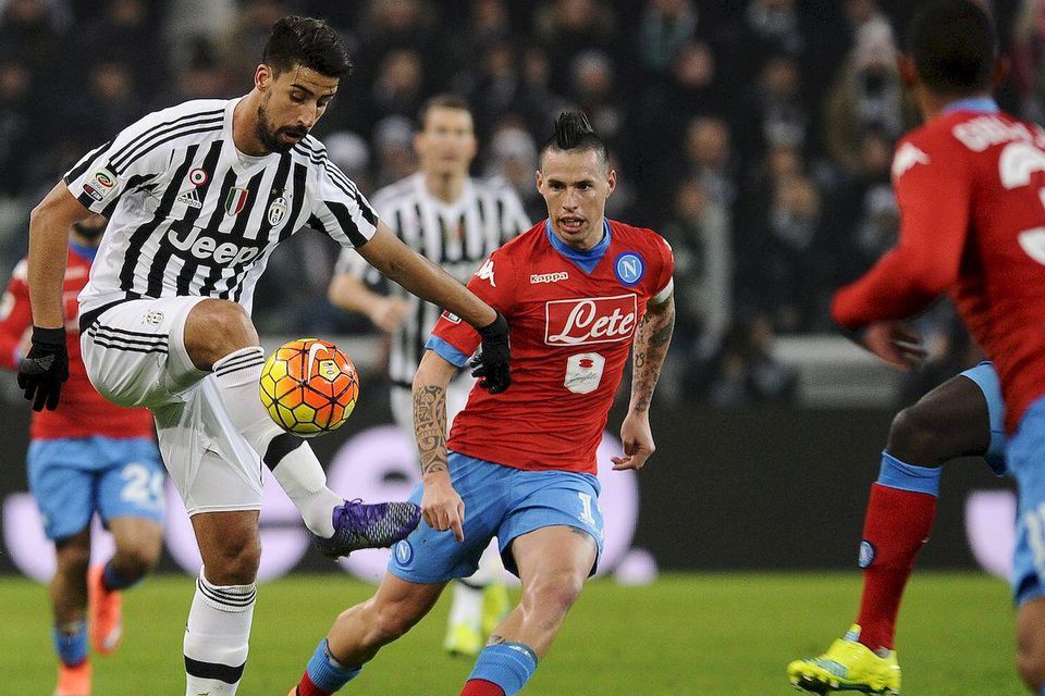 Juventus Turin SSC Neapol Samir Khedira Marek Hamsik feb16 Reuters