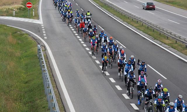 CykloMaraton, Bratislava - Jasna, peloton na ceste, foto1