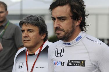 Video: Alonso po havárii: Bolo to trochu desivé
