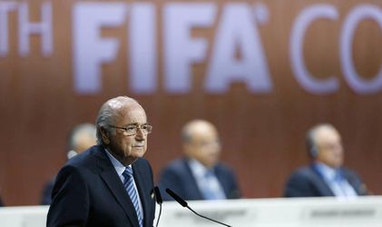 Nové odhalenia, Blatter jeho kumpáni sa poriadne nabalili