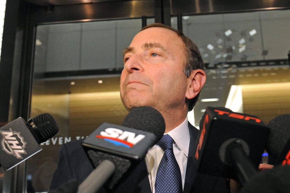 Bettman zostane komisárom NHL ďalších sedem rokov