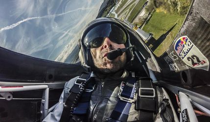 Red Bull Air Race: S vetrom o preteky