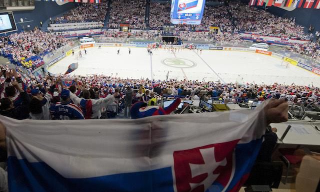 Slovensko, fanusikovia, hokej
