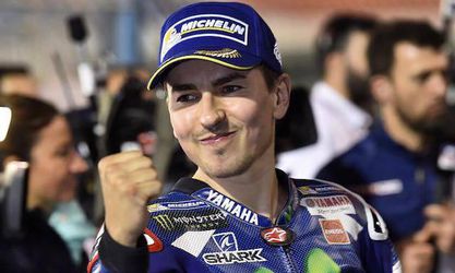 MotoGP: Lorenzo vykročil za obhajobou titulu víťazstvom v Katare
