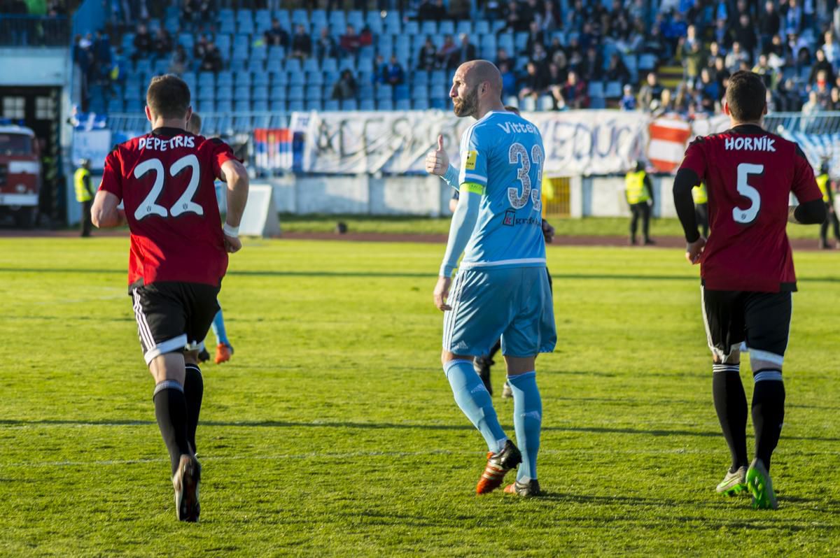 SK Slovan Spartak Trnava derby 133 15 apr16 Sport.sk