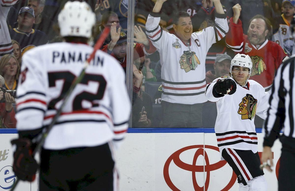 chicago_blackhawks_patrick_kane_dec15_reuters