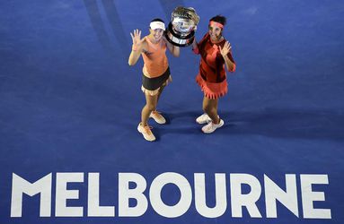 Australian Open: Dvanásty deblový triumf nestarnúcej Hingisovej