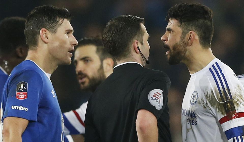 Gareth Barry, FC Everton, vs. Diego Costa, FC Chelsea, FA Cup, Mar2016