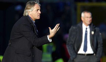 Video: Nepríjemný konflikt Manciniho so Sarrim mal rasistický podtón