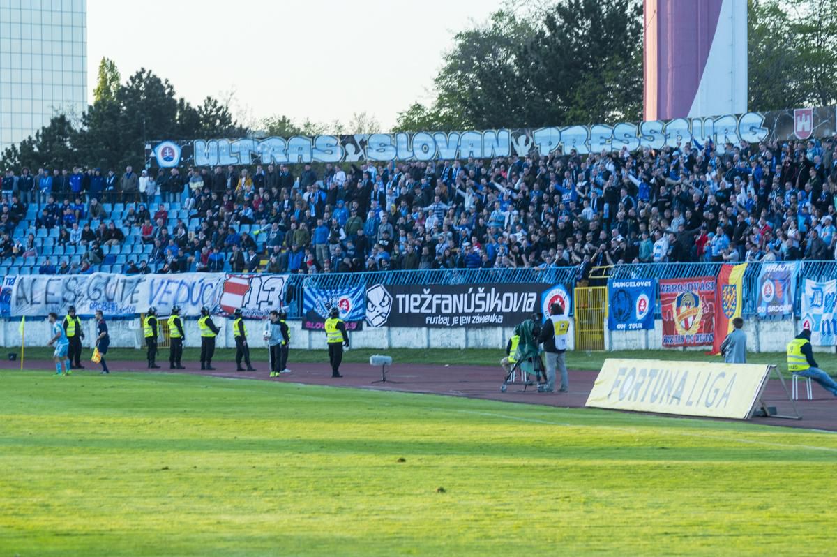 SK Slovan Spartak Trnava derby 133 24 apr16 Sport.sk