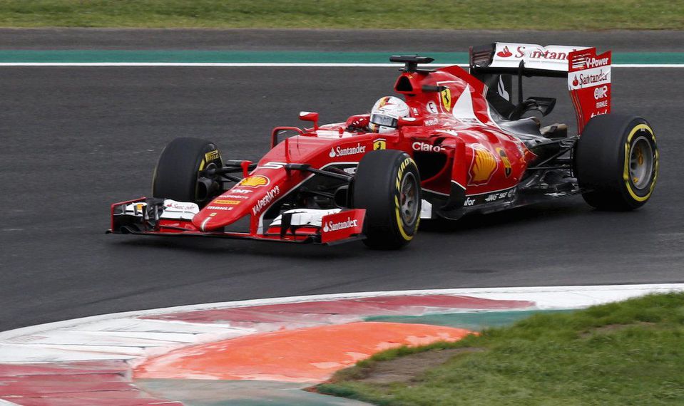 Sebastian Vettel z tímu Ferrari najlepším jazdcom v testoch