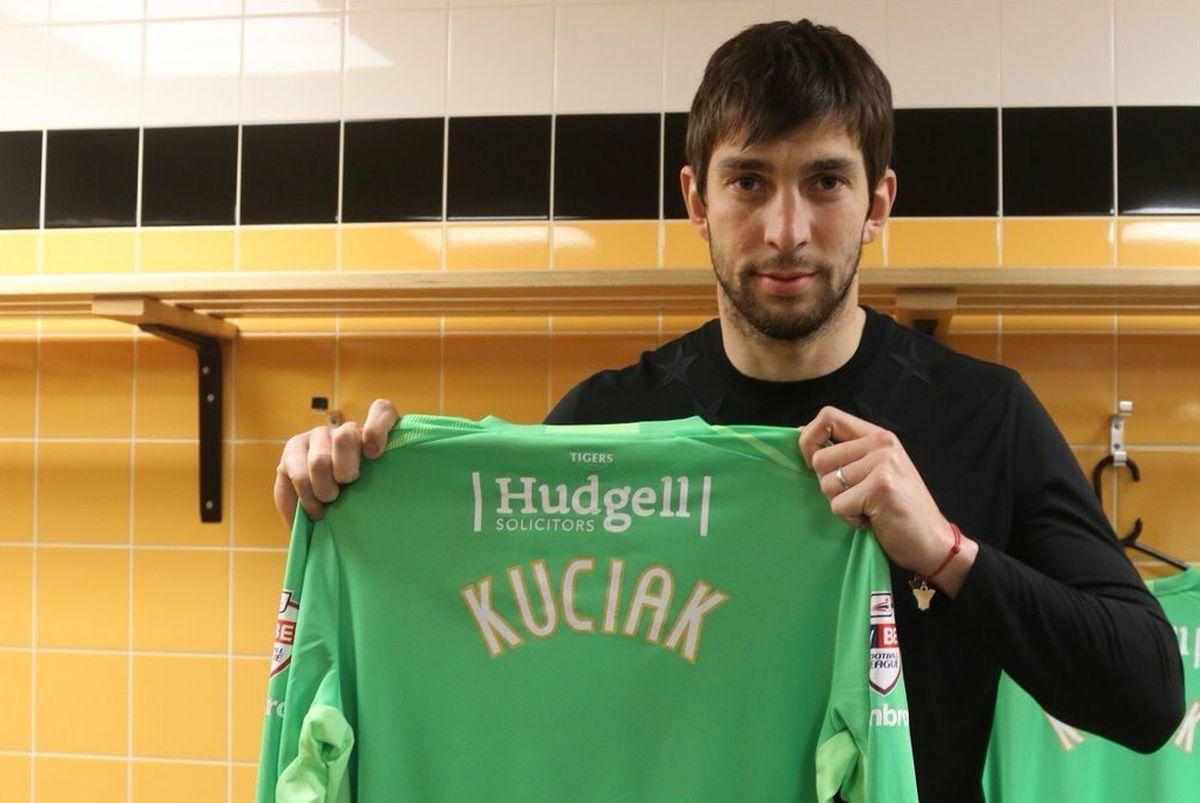 Dusan Kuciak Hull City AFC dres feb16 hullciyttigers.com