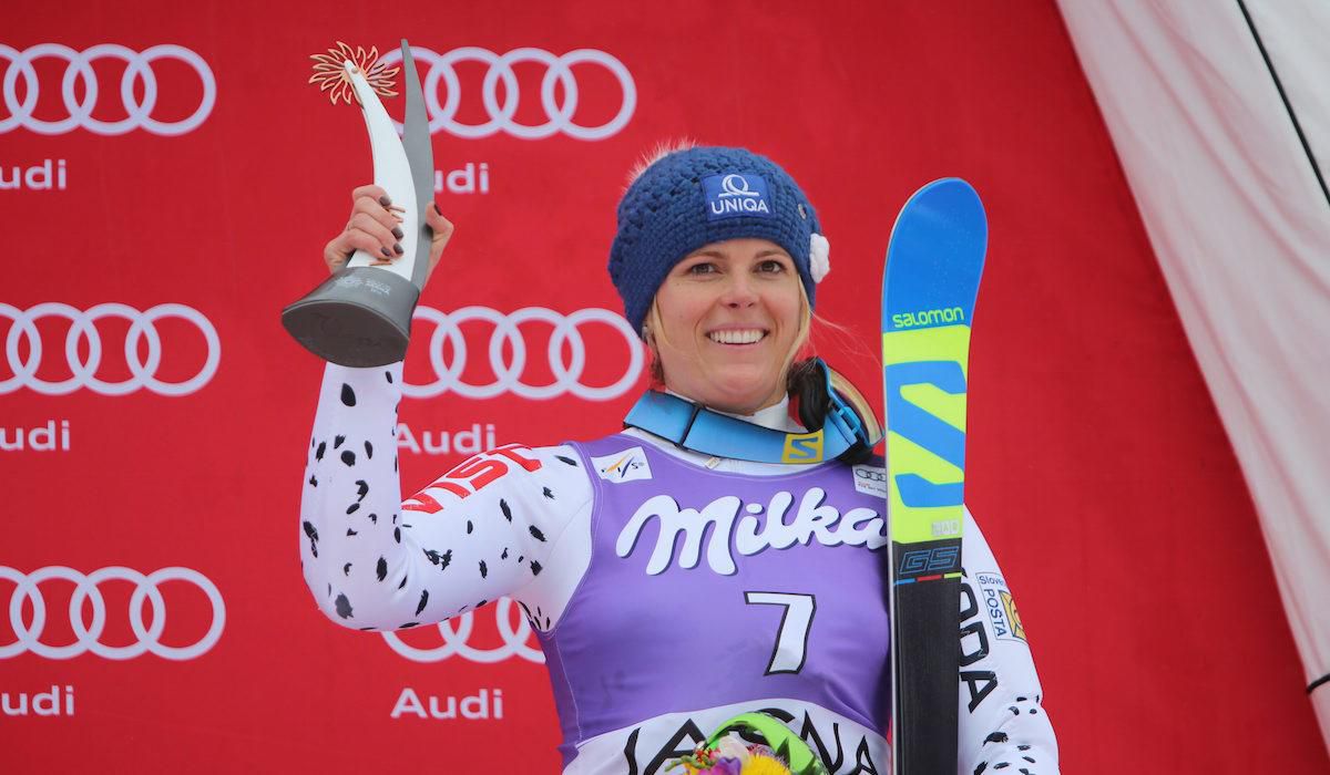 veronika velez-zuzulova, podium, radost, trofej