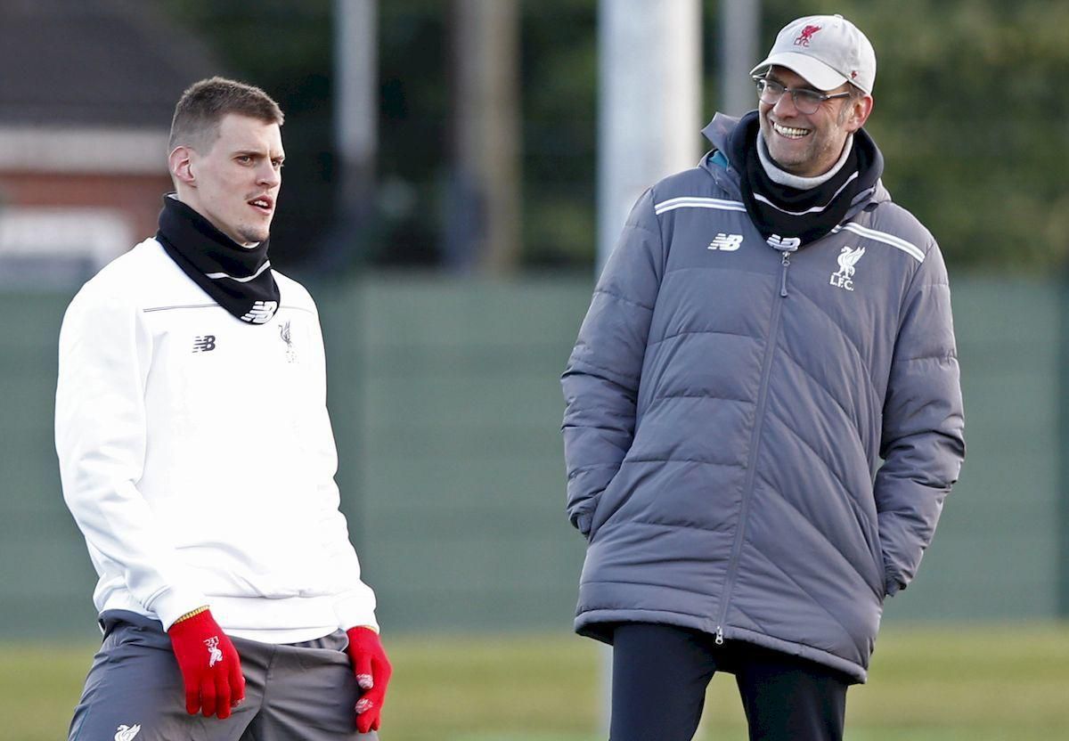Martin Skrtel Jurgen Klopp FC Liverpool trening usmev mar16 Reuters