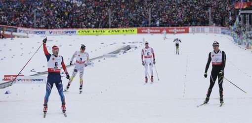 Beh na lyžiach-SP: Vylegžanin vyhral klasickú desiatku vo Falune