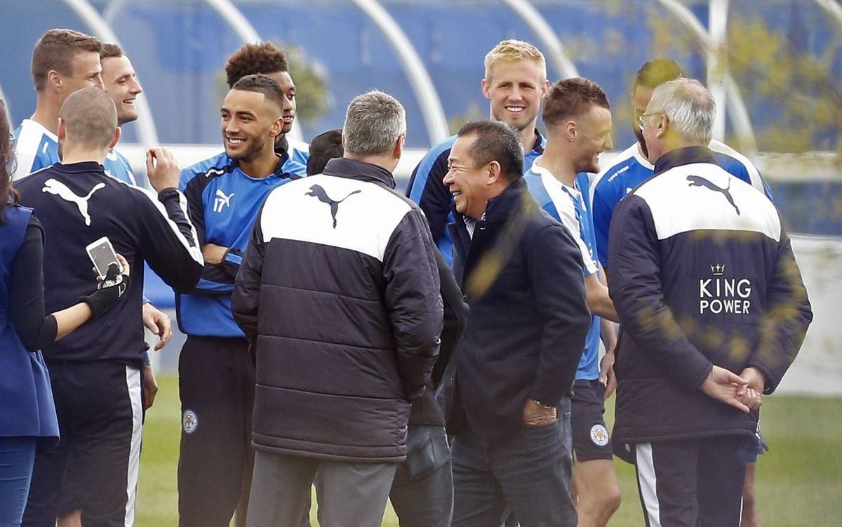 Leicester City Vichai Raksriaksornwith trening maj16 Reuters