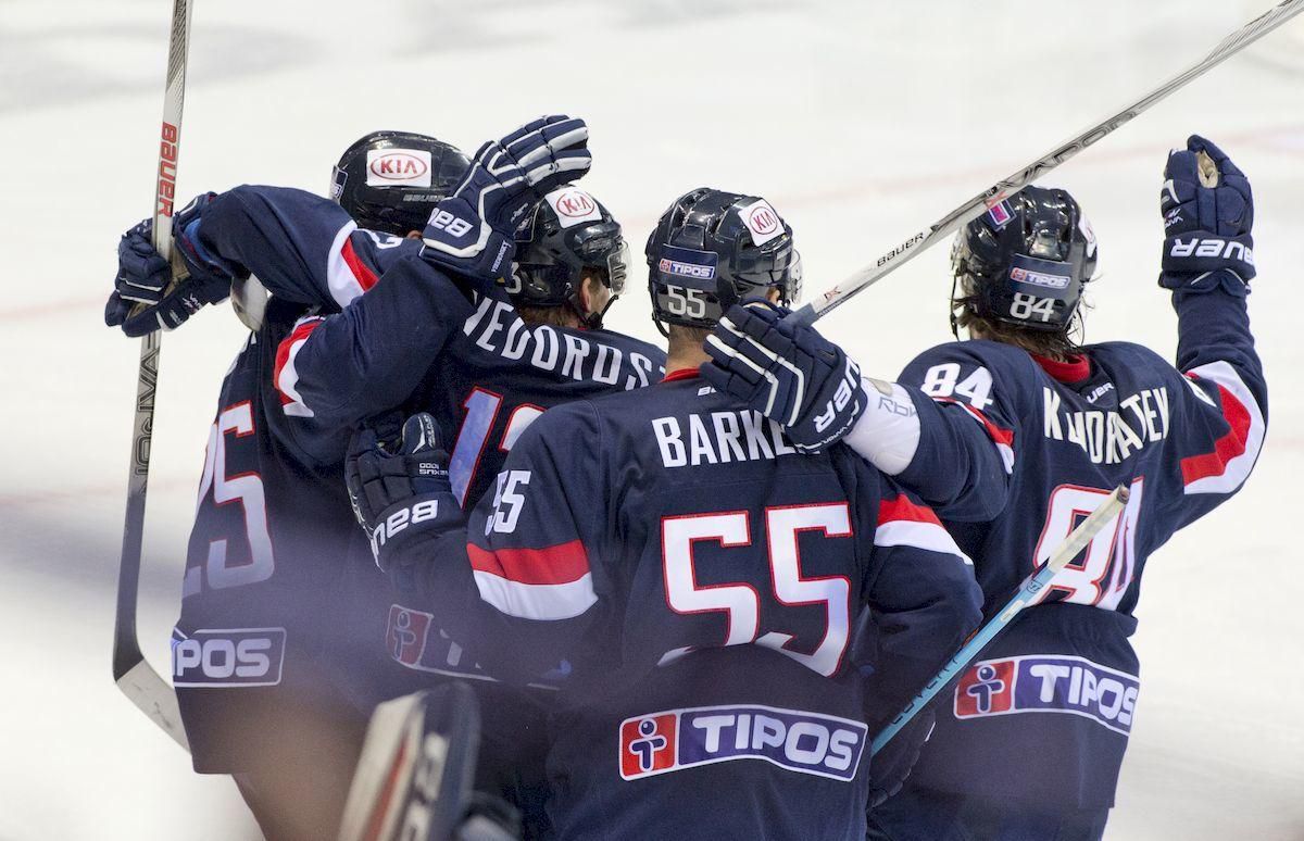 HC Slovan Bratislava hraci radost play off feb16 TASR