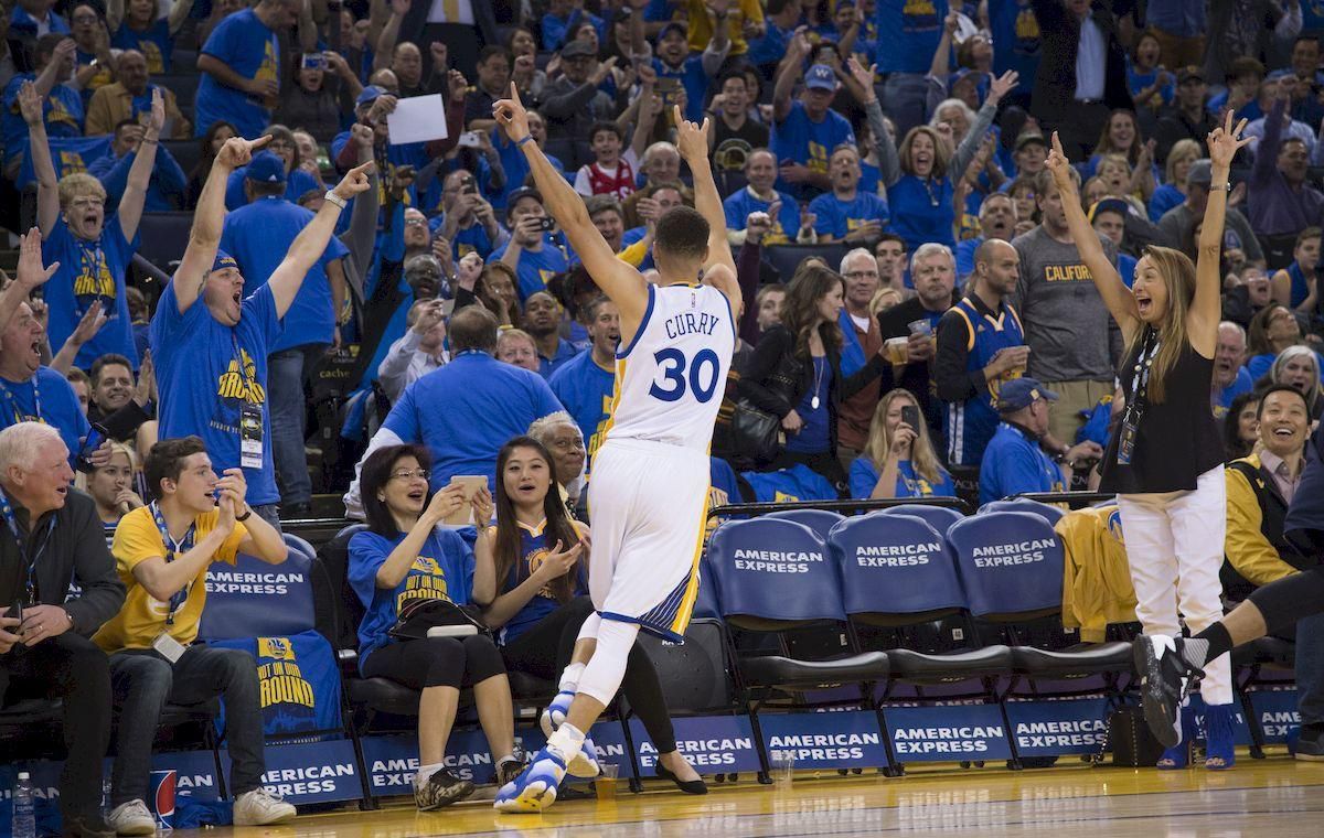 Golden State Stephen Curry radost apr16 Reuters